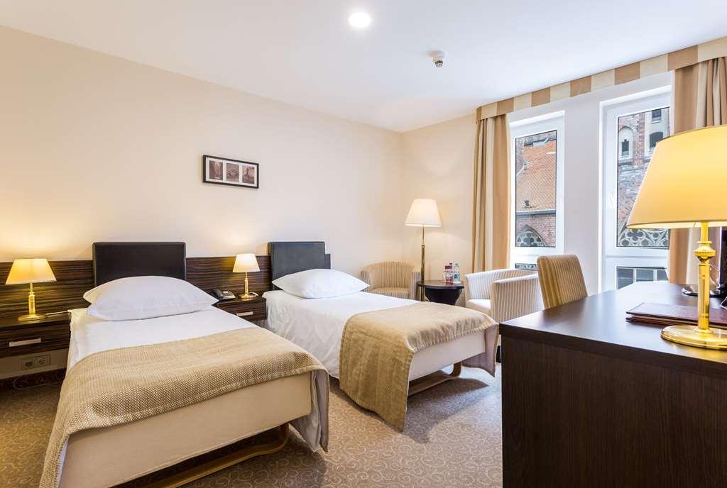 Qubus Hotel Wroclaw Room photo