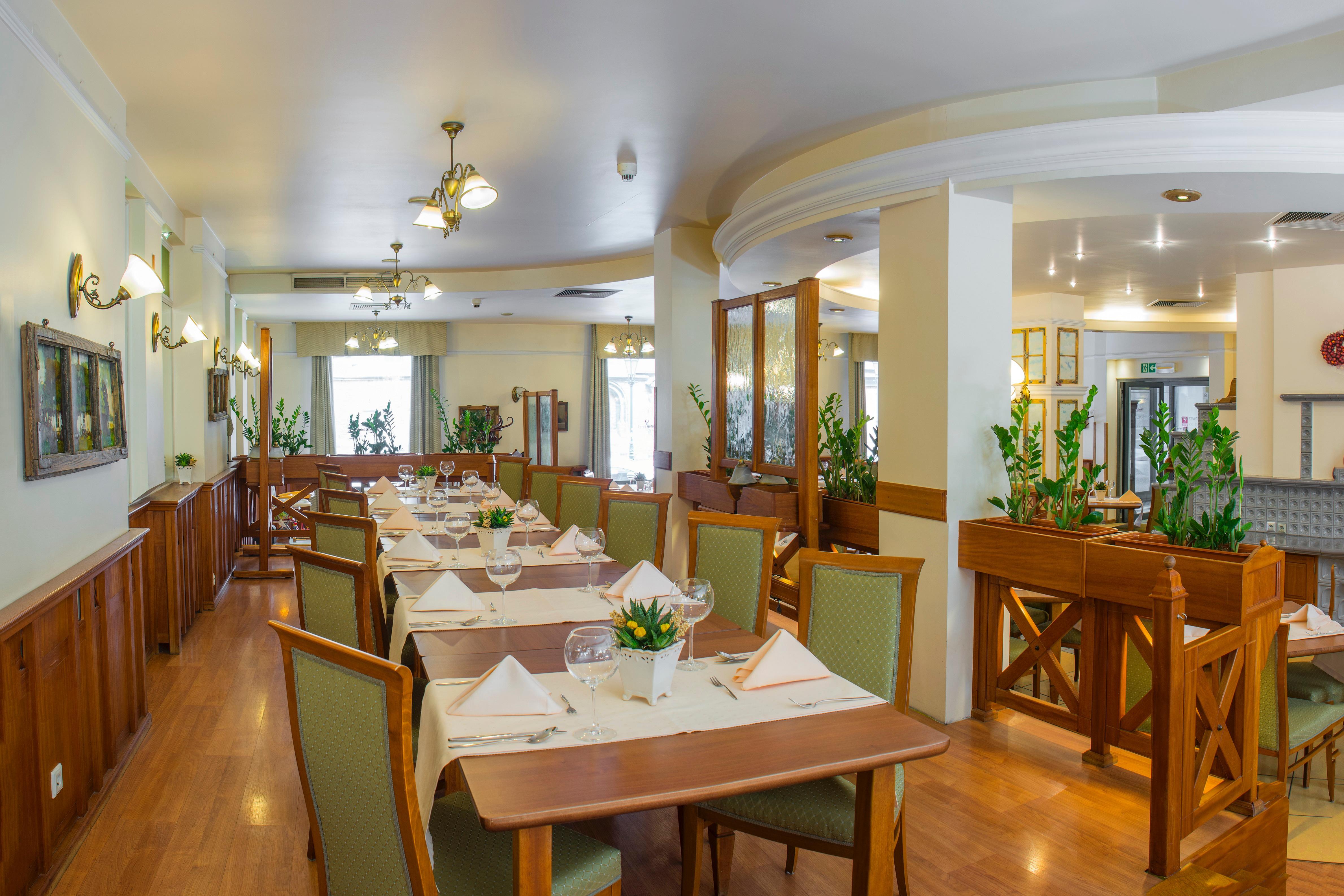 Qubus Hotel Wroclaw Exterior photo