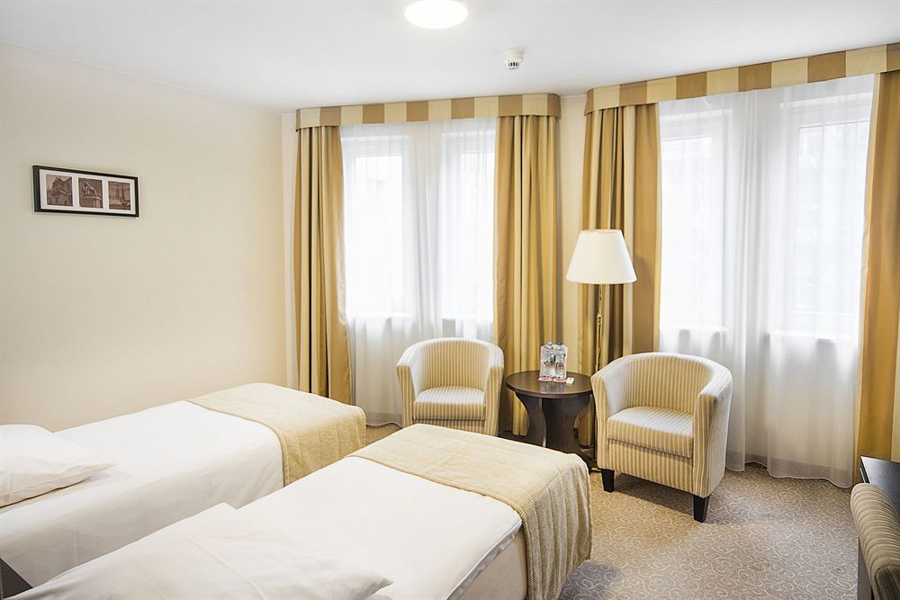 Qubus Hotel Wroclaw Exterior photo